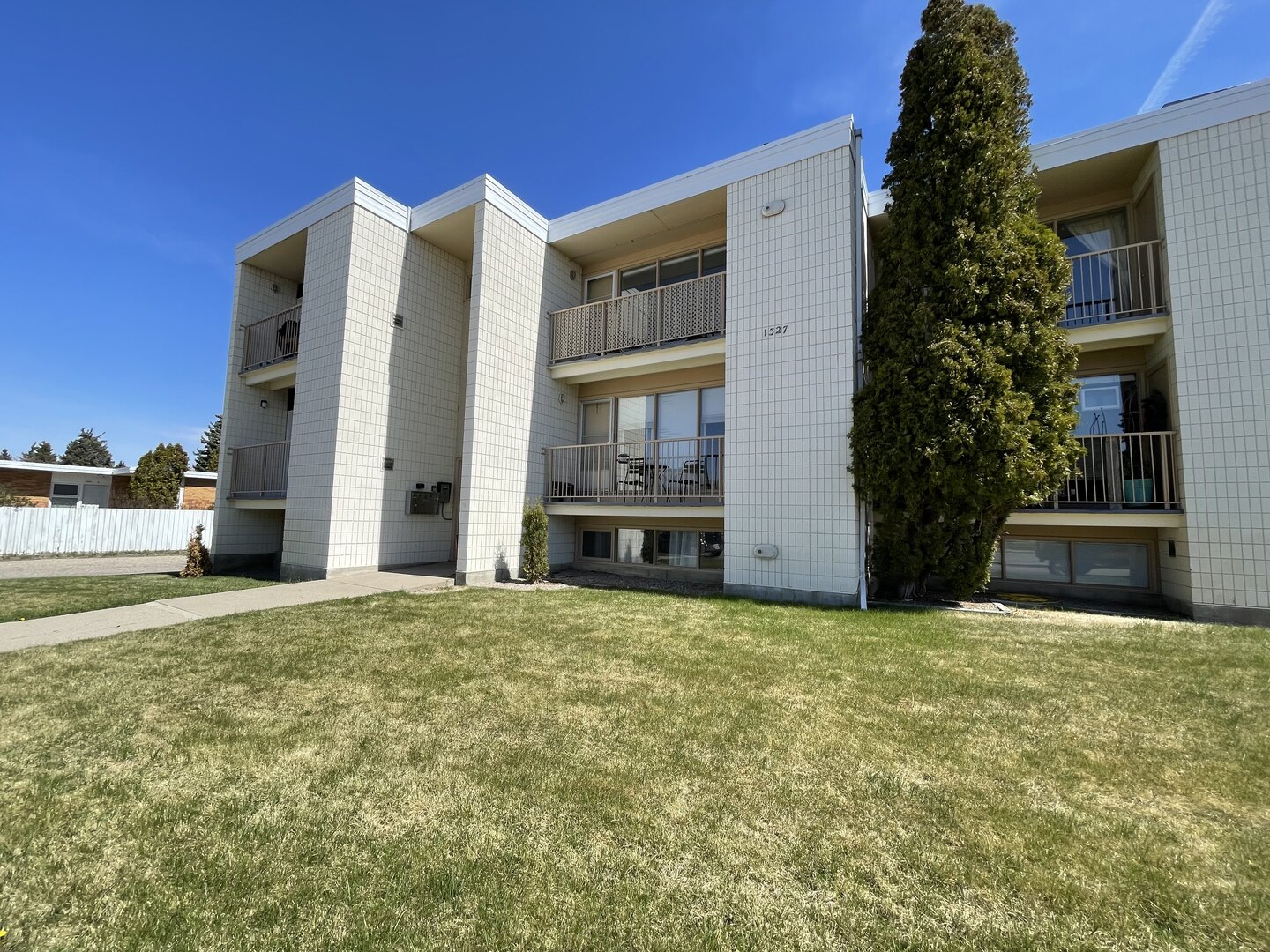 #2 · 1327 Scenic Drive S